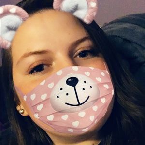 Meet your Posher, Britt